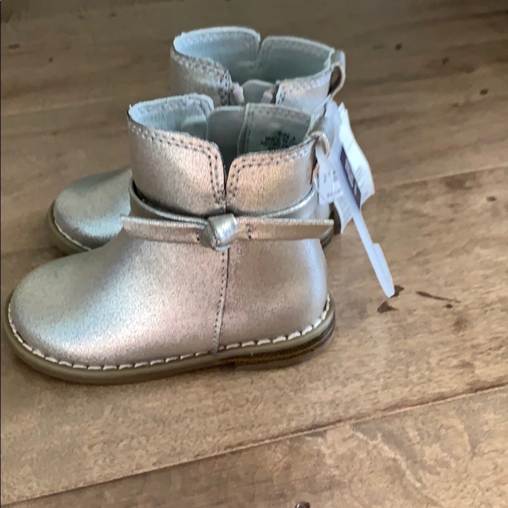 Baby Gap silver booties.  Brand new size 5 girl.